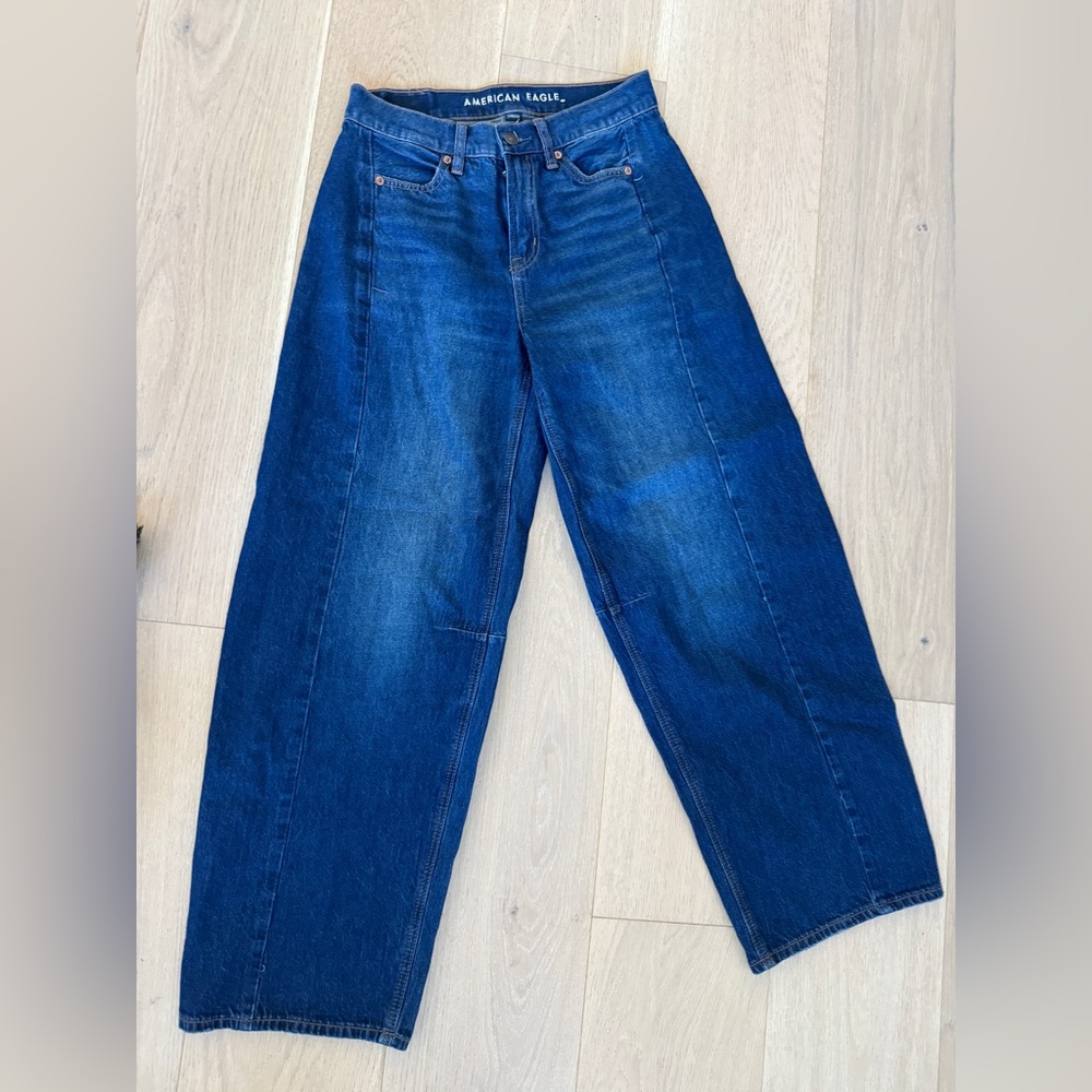 American Eagle Blue Jeans size 000 strigid barrel denim new with tags